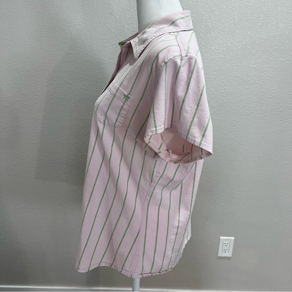 Women’s Buttons Down Short Sleeve Shirt - Large - Picture 4 of 11